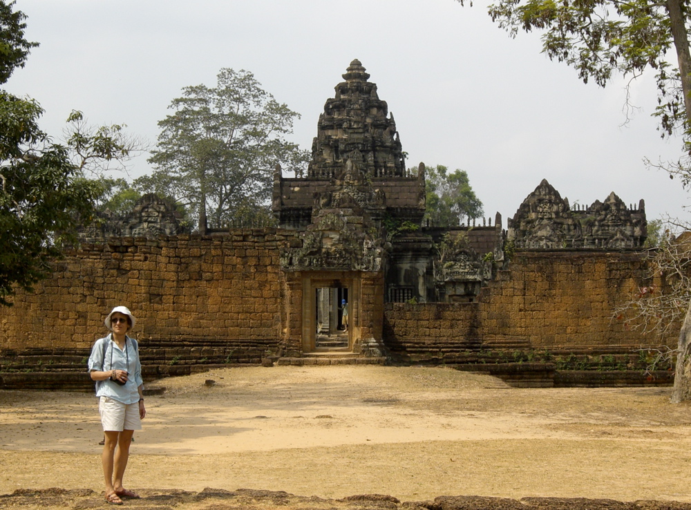 Banteay Samre (XIIc.): entry tower