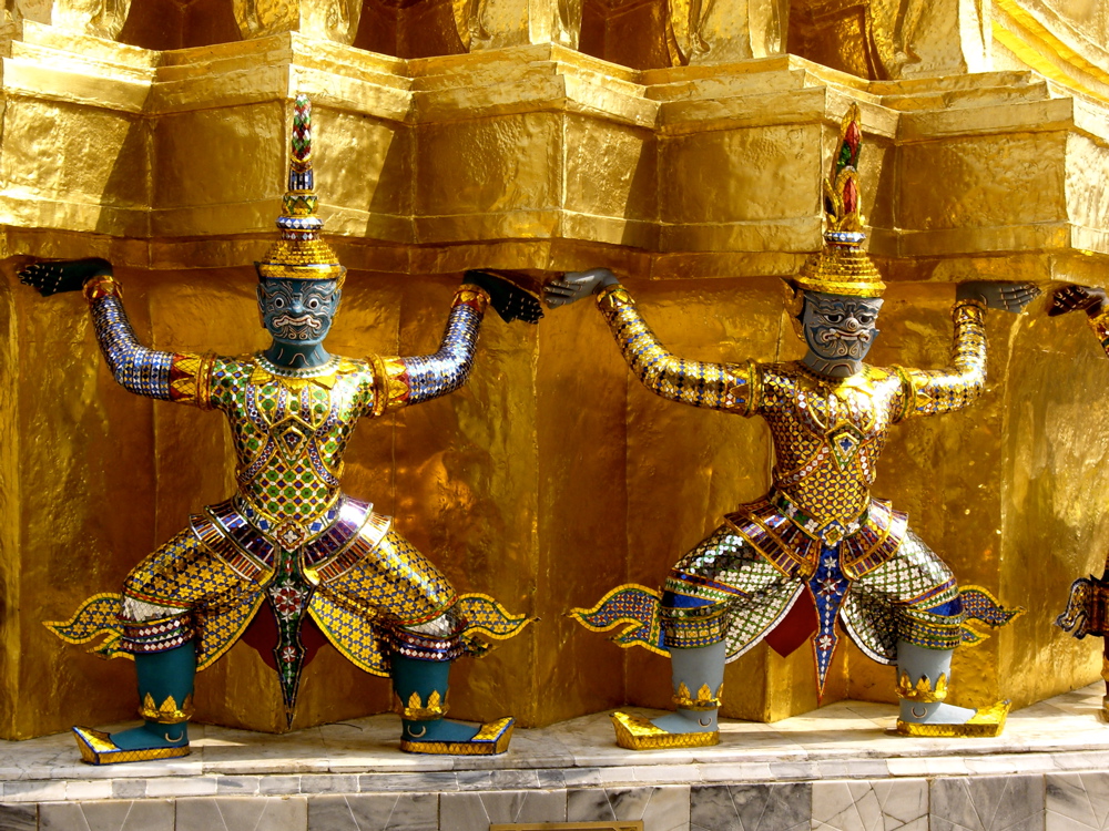 Wat Phra Kaeo: the uppet terrace