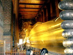 Reclining Buddha statue (45m.)
