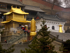 WuTaiShan: Xiantong Si copper pagoda