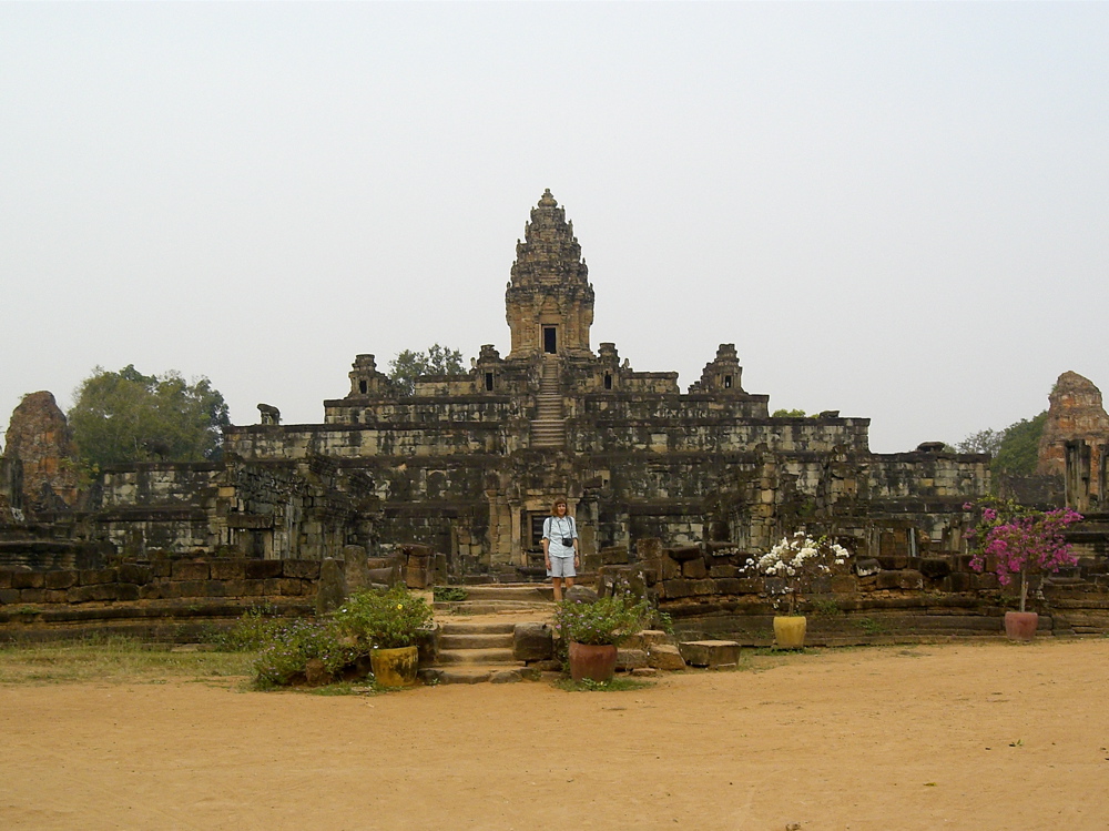 Bakong: old temple