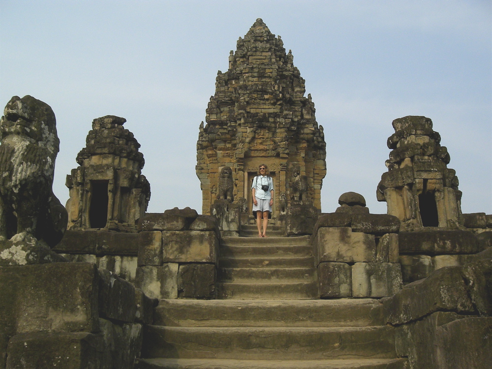 Bakong: main tower